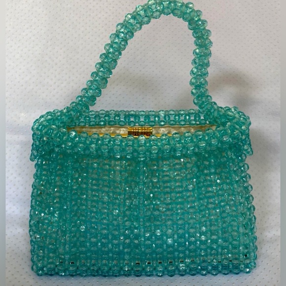 Cavanagh’s kisslock beaded purse - Picture 2 of 9